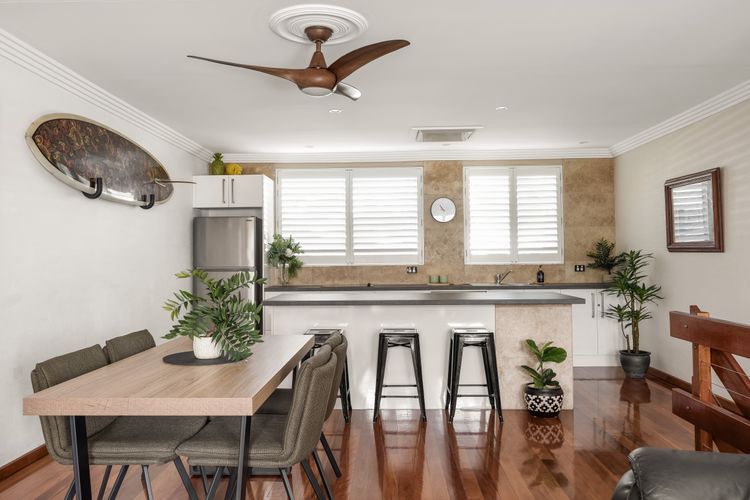ALOHA – 5/17 Noosa Pde – location and style