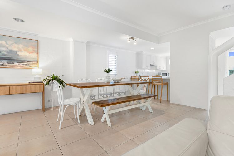 LE COURT 4 – NOOSA BEACH AND SHOPS