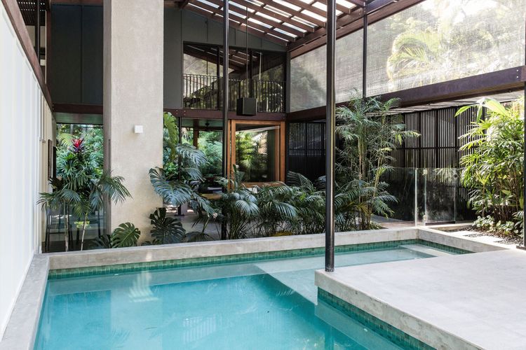 The Rainforest Retreat, Little Cove