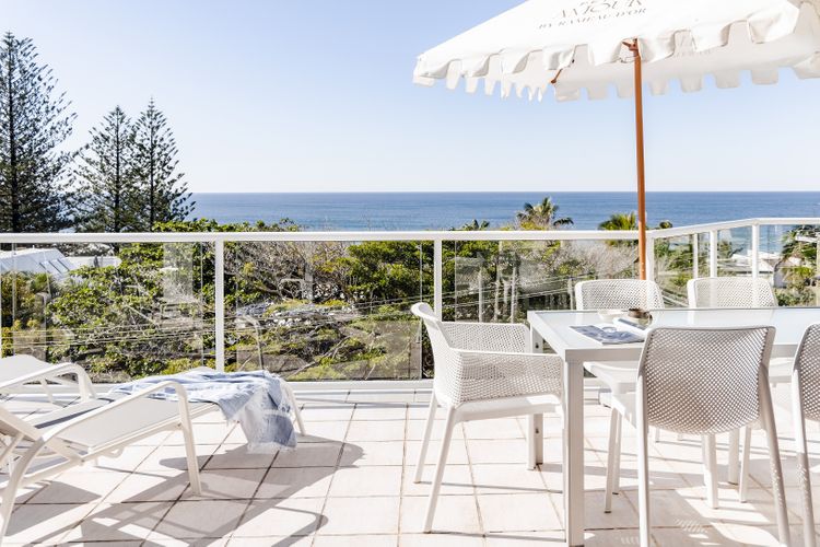 HYDRA – 3 BEDROOMS, OCEAN VIEWS, POOL