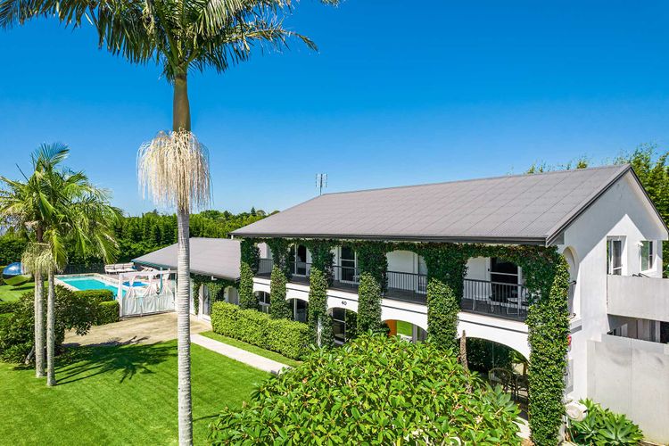 Villa St Helena – grand 7 BR estate with 25m pool