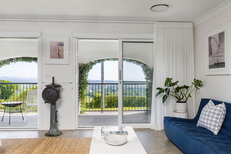 Villa St Helena – grand 7 BR estate with 25m pool