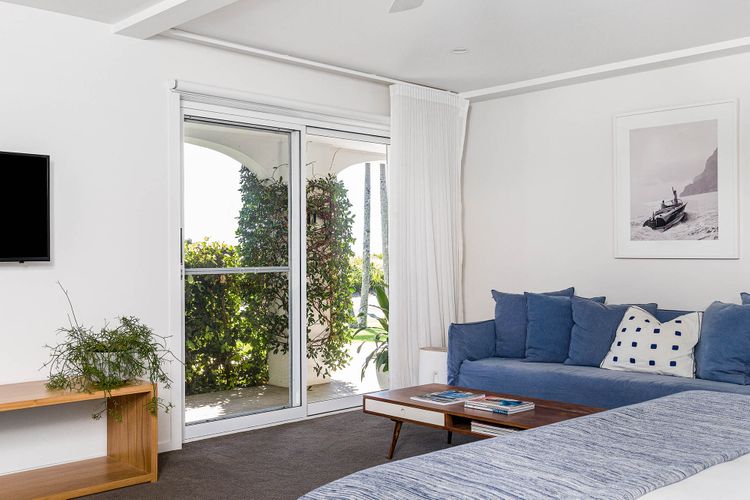Villa St Helena – grand 7 BR estate with 25m pool