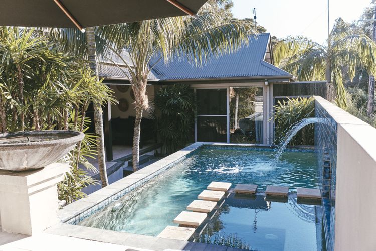 Grand Luxe Villa – 2 Bedroom Retreat with Pool and Spa.
