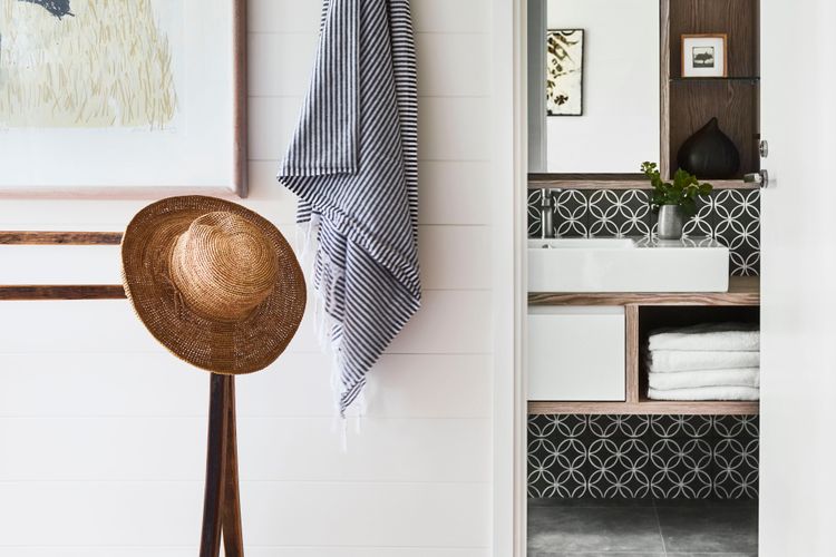Ayindi Byron Bay – Designer Beach House with Epic Views