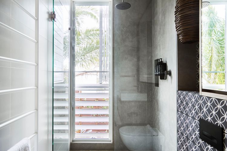 Ayindi Byron Bay – Designer Beach House with Epic Views