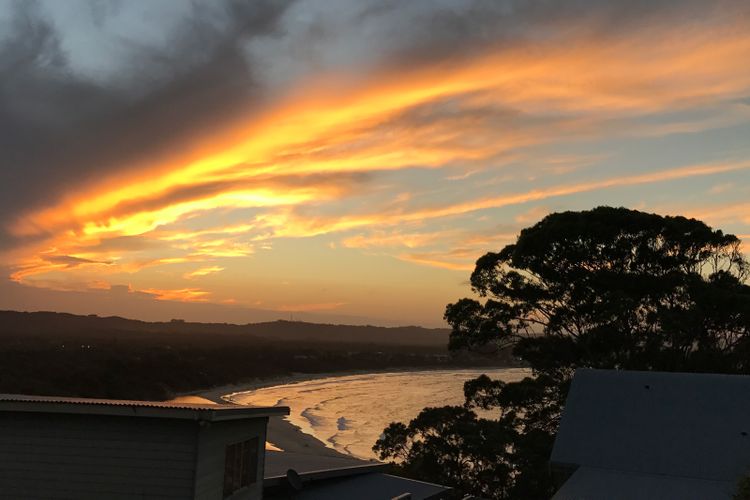 Ayindi Byron Bay – Designer Beach House with Epic Views