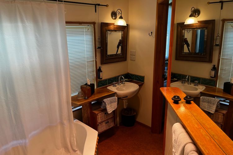 The Lagoon Chalet
