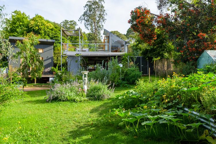 The Secret Garden Alpine Retreat