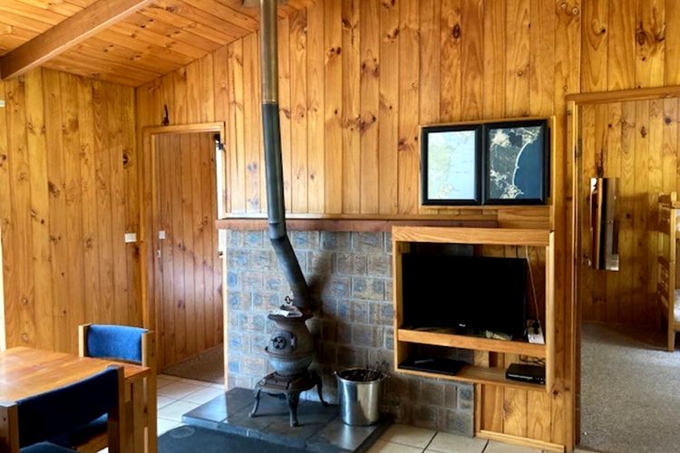 Woodbine Park Eco Cabin 03