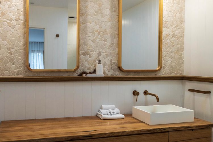 Bellvilla – Kingfisher 5 Bd Suite