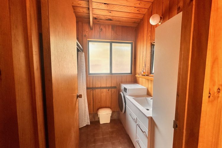 WOODBINE ECO CABIN 08