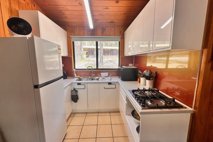 WOODBINE ECO CABINS 05