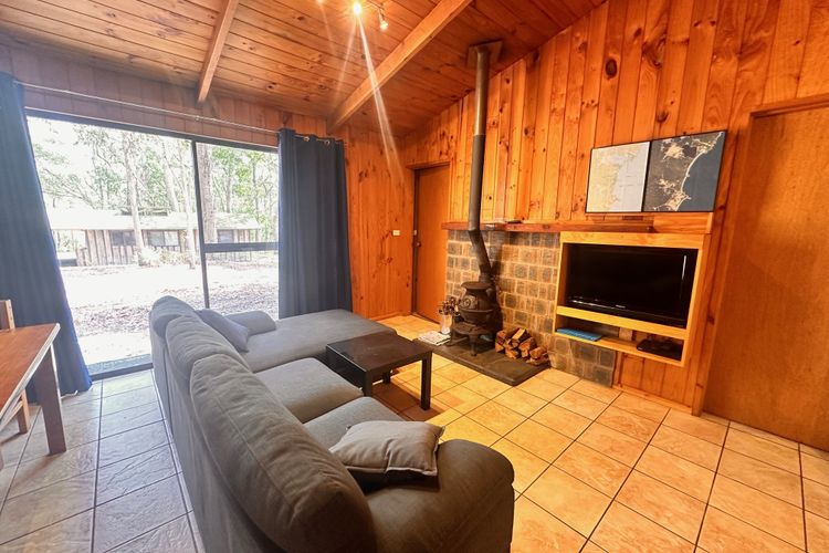 WOODBINE ECO CABIN 10