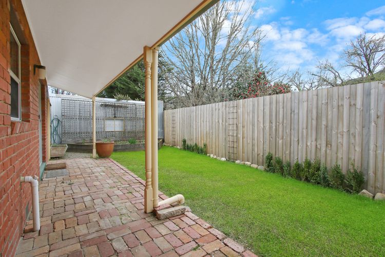 Cherry Lane – Close to the heart of Bright