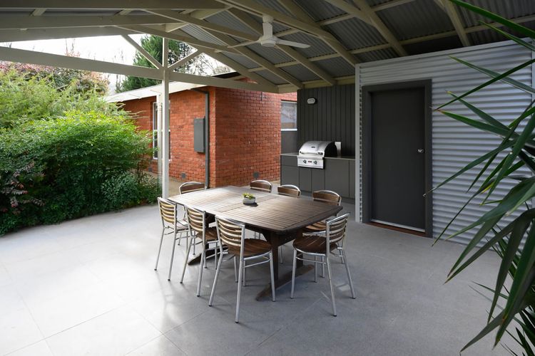 Cherry Lane – Close to the heart of Bright