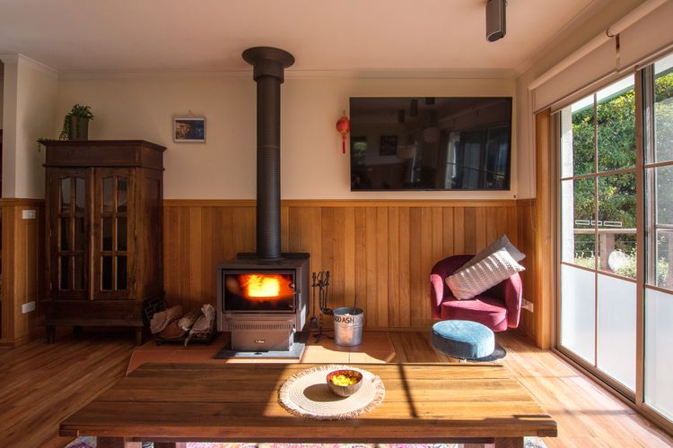 9a Woodlands Grove