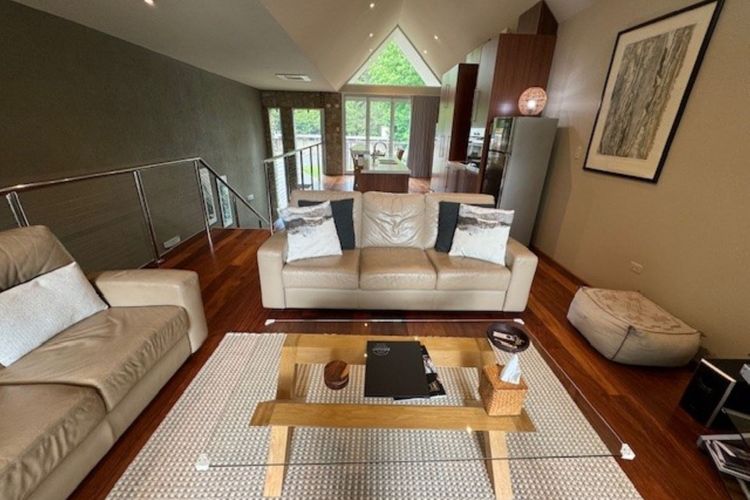 Unit 6 Centenary Park Townhouse