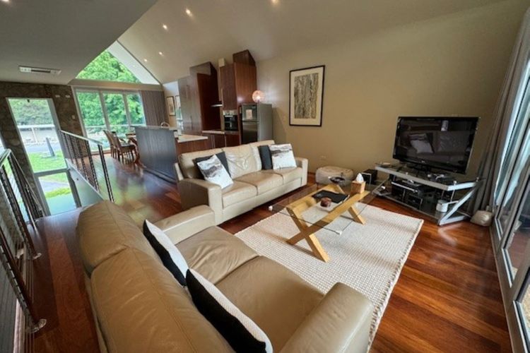 Unit 6 Centenary Park Townhouse