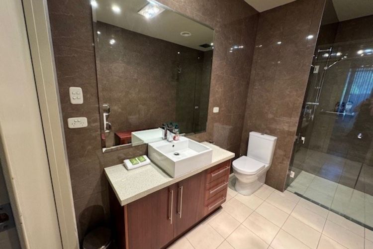 Unit 6 Centenary Park Townhouse