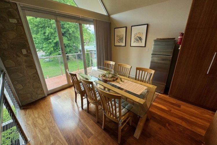 Unit 6 Centenary Park Townhouse