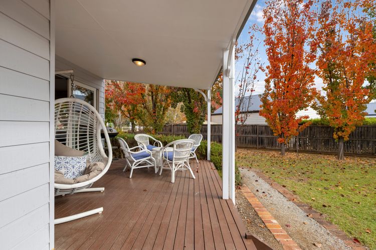Collins Cottage – Luxury Accommodation