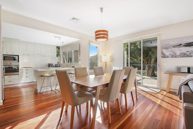 Couples on the Park – Great location!