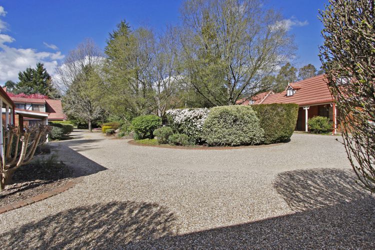 Cedar Cottage –  Unit 3 Tudor Village