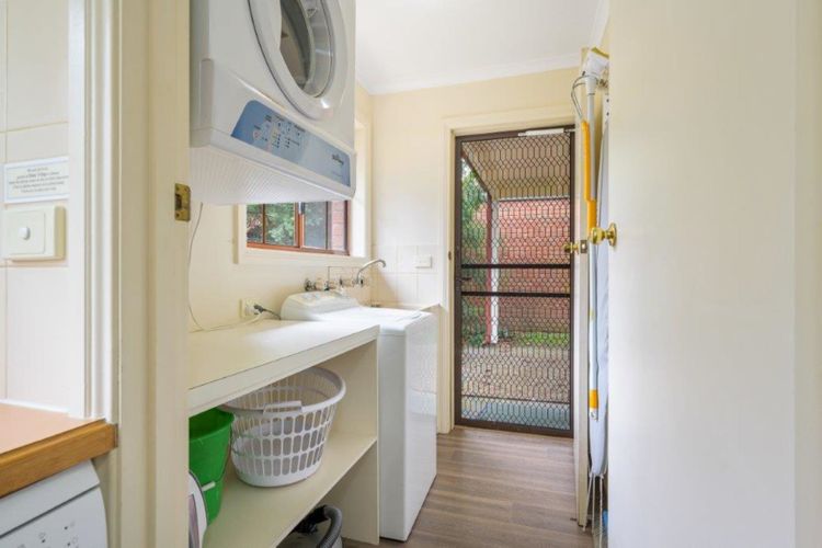 Oak Cottage – Unit 5 Tudor Village