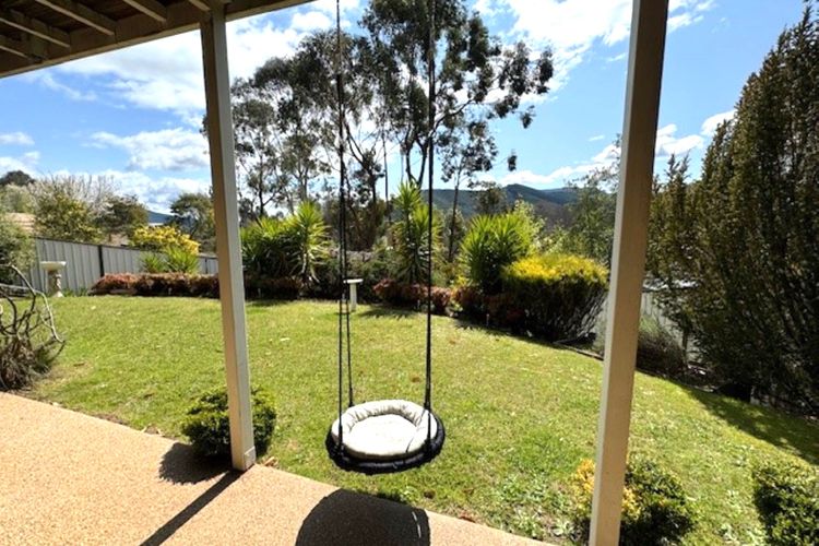 Artee House – A Bright Escape
