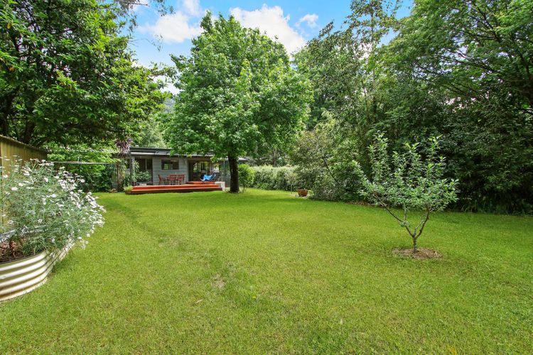 Rail Trail Cottage – BRIGHT