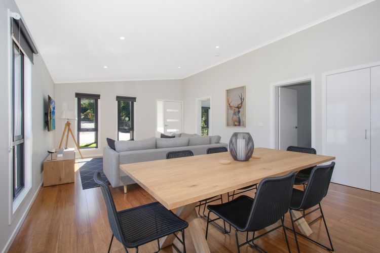 Snowgum Bright Retreat – 1