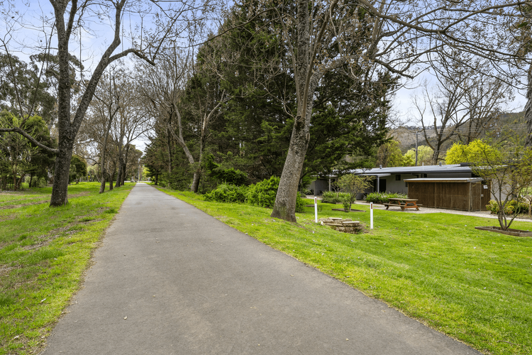 Grevillea Gardens Unit 4