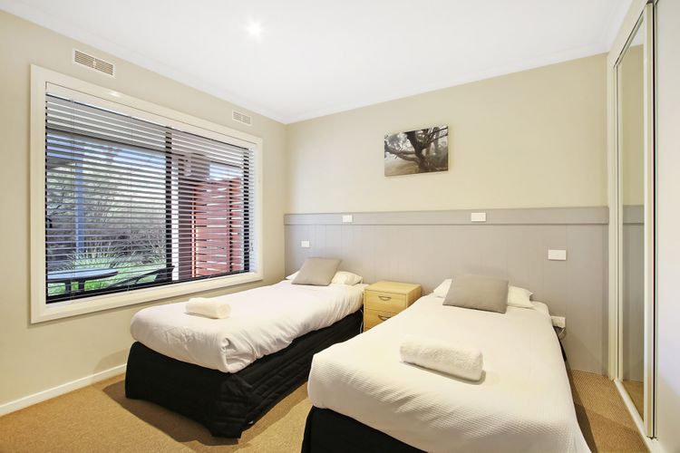 Grevillea Gardens Unit 8