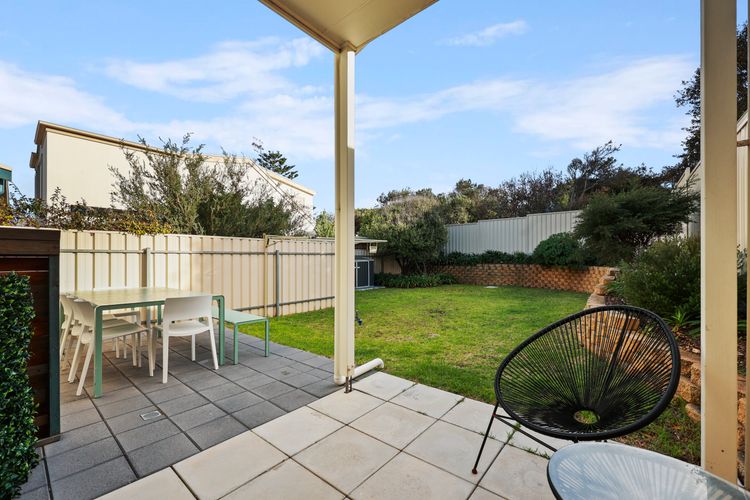 2/8 Railway Tce, Port Elliot
