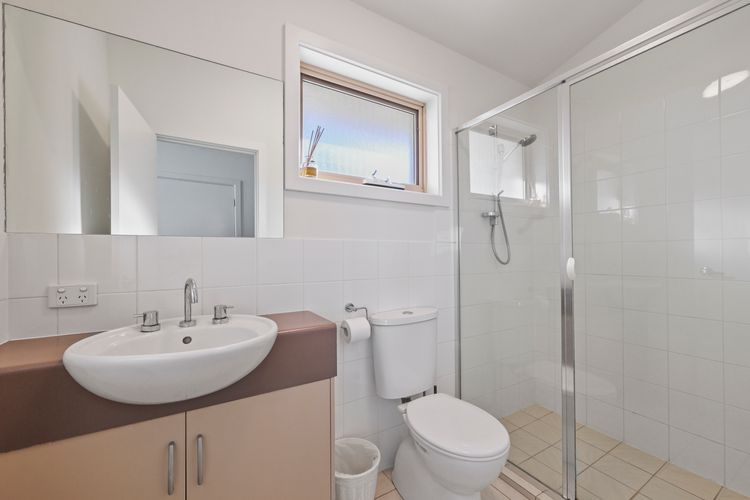 2/8 Railway Tce, Port Elliot