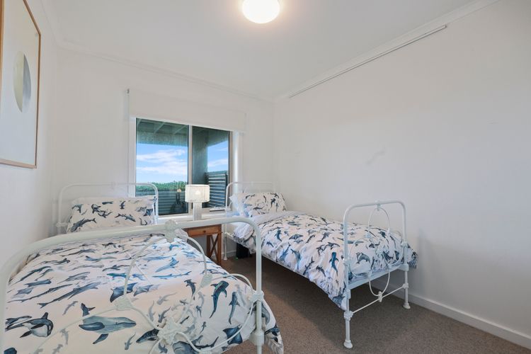 2/8 Railway Tce, Port Elliot