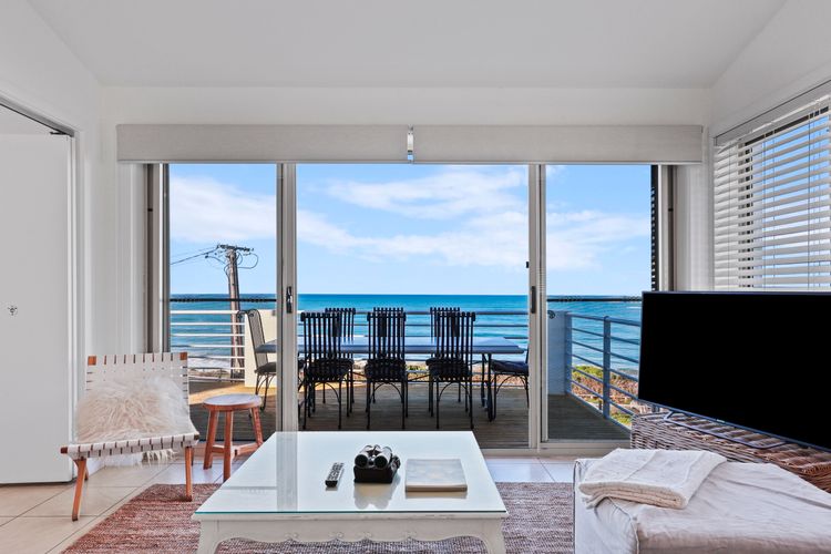 2/8 Railway Tce, Port Elliot