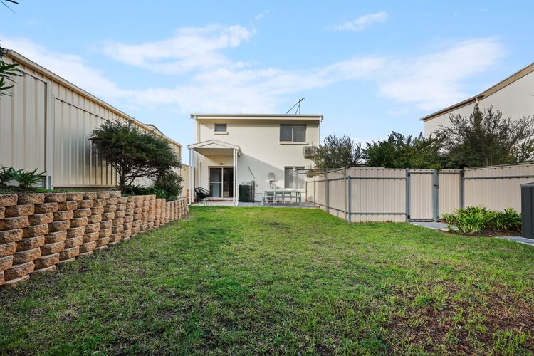 2/8 Railway Tce, Port Elliot