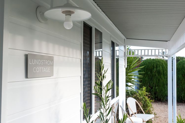 Lundstrom Cottage – 10 Lundstrom St, Goolwa Beach