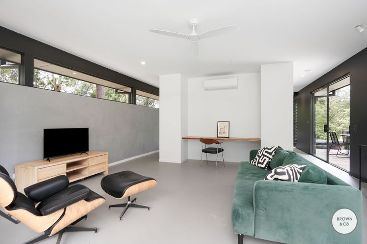 Velvet – Doonan