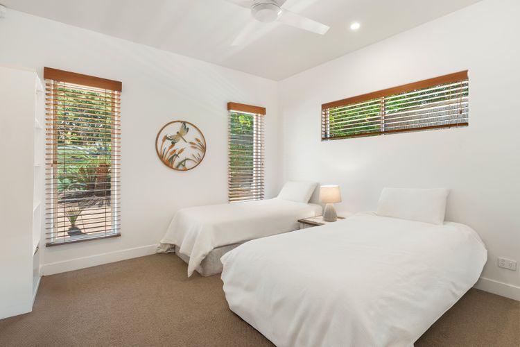 Skye – Sunshine Beach