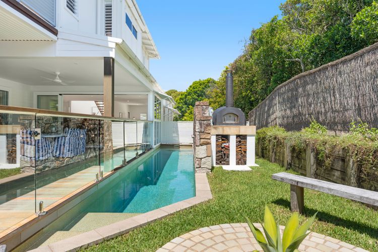 Skye – Sunshine Beach