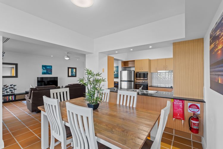Riverview Apartment 1.1