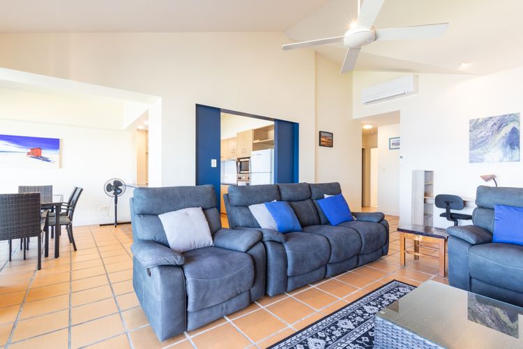 Riverview Apartment 2.6  3-5 Riverview Street