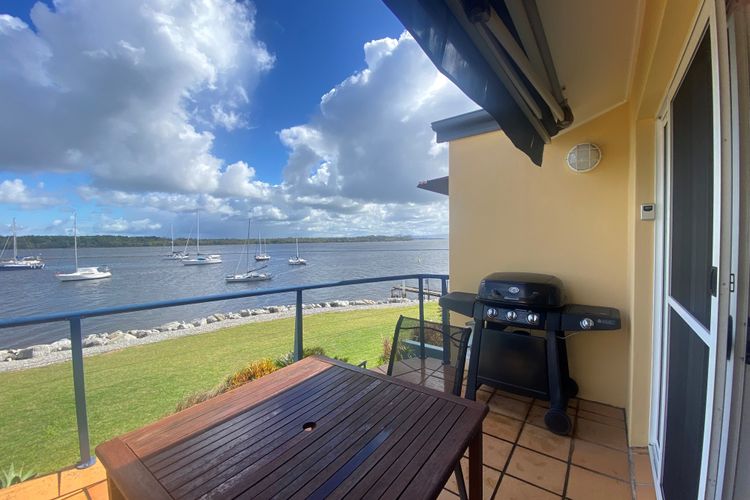 Riverview Apartment 2.6  3-5 Riverview Street