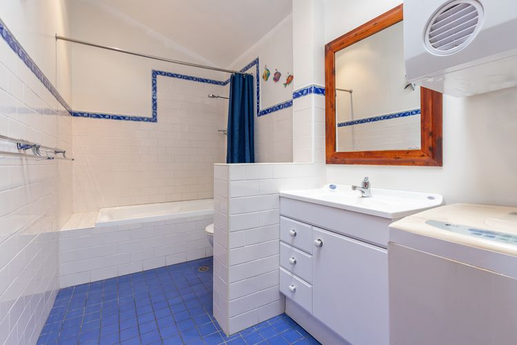 Oceanside 20 – Sapphire