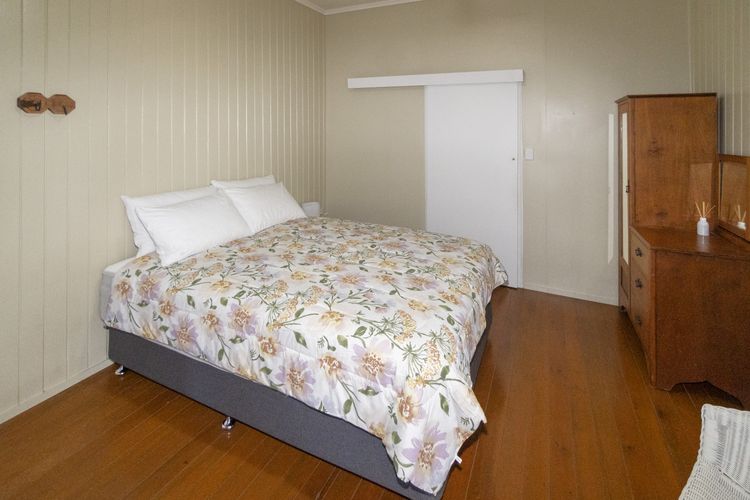 Hibiscus Cottage