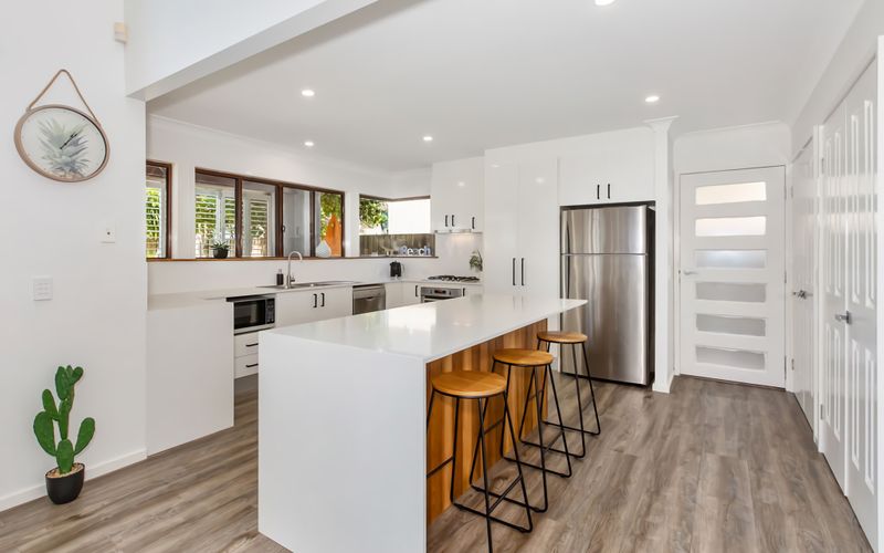 Coastal Soul –  Pet Friendly, Family Entertainer with Pool