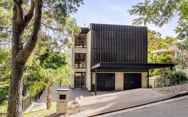 The Lookout – 3 bedrooms – Private Pool – Views